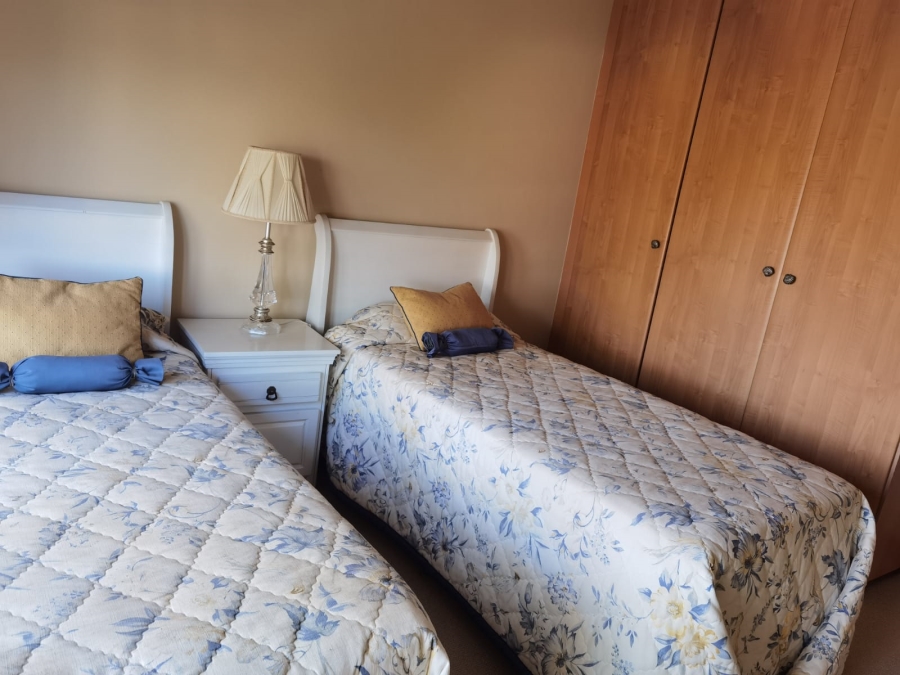 3 Bedroom Property for Sale in Kosmos Ridge North West
